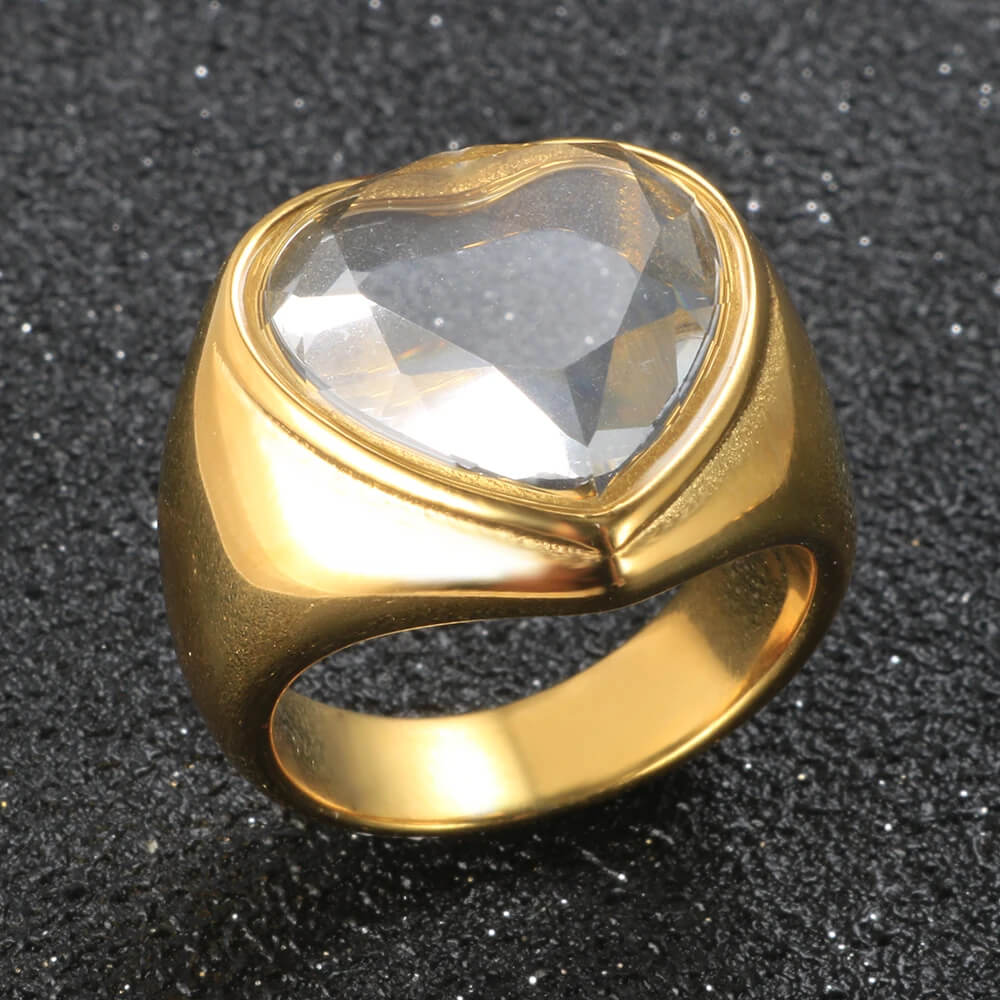 y2k diamond heart chunky ring boogzel clothing